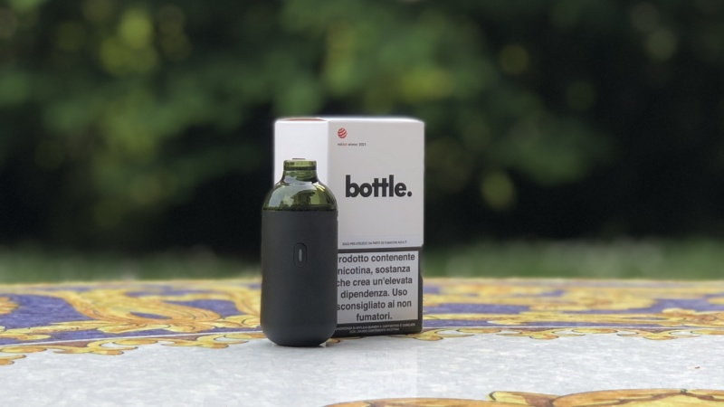 Bottle by AirsPops, come distinguersi dalla massa con un kit unico ed elegante. Una delle pod mod più belle in circolazione (VIDEO)